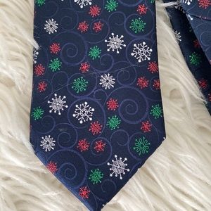 Holiday Tradition Man Tie brand new perfect for upcoming Christmas Party